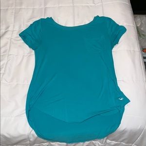 Hollister tee shirt